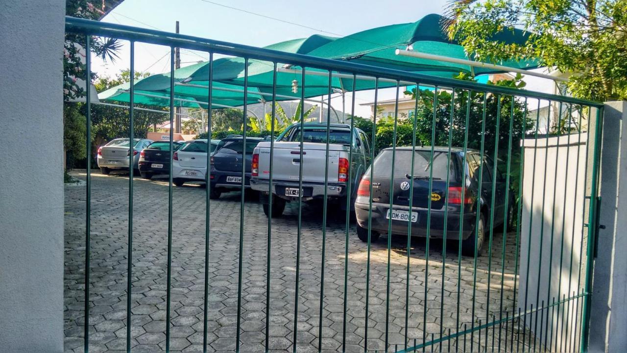 Residencial Praia Bombas บอมบินญัส ภายนอก รูปภาพ