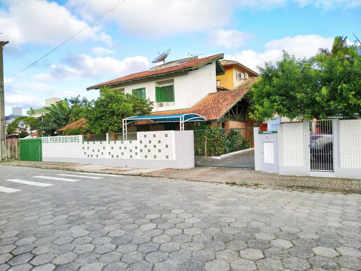 Residencial Praia Bombas บอมบินญัส ภายนอก รูปภาพ