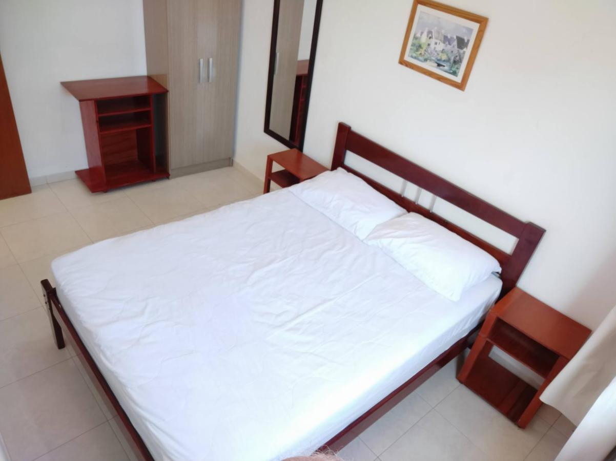 Residencial Praia Bombas บอมบินญัส ภายนอก รูปภาพ